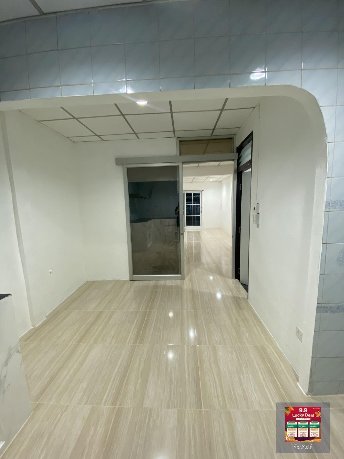 รีโนเวทใหม่! ทาวน์โฮม 2 ชั้น ซอยคลองลำเจียก 12 — เข้าอยู่ ธ.ค. 68 | 13,000/เดือน